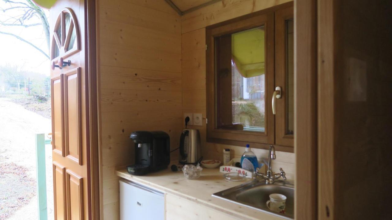 Une Bouteille Au Canal Dieupentale Eksteriør billede